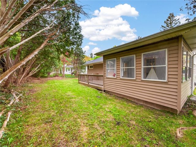 68 Pinnacle Road, Rochester, NY 14620