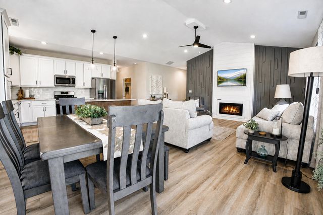 707 Verdano Terrace, Crown Point, IN 46307