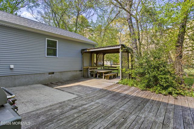 251 Locust Avenue, Howell, NJ 07731