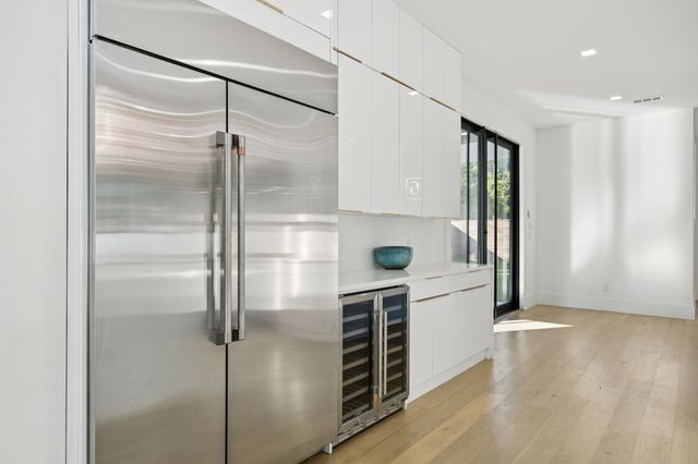 6118 Walnut Hill Lane, Dallas, TX 75230