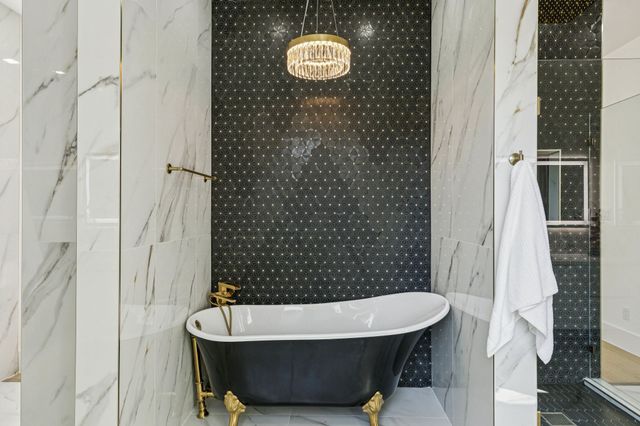 6118 Walnut Hill Lane, Dallas, TX 75230