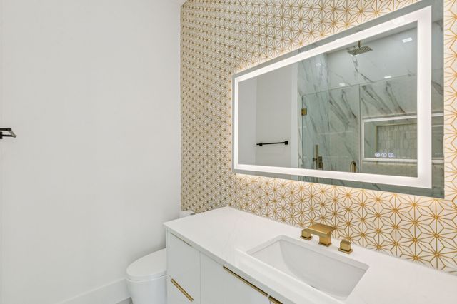 6118 Walnut Hill Lane, Dallas, TX 75230