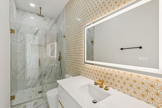 6118 Walnut Hill Lane, Dallas, TX 75230