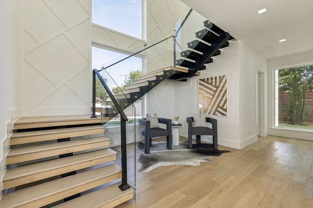 6118 Walnut Hill Lane, Dallas, TX 75230