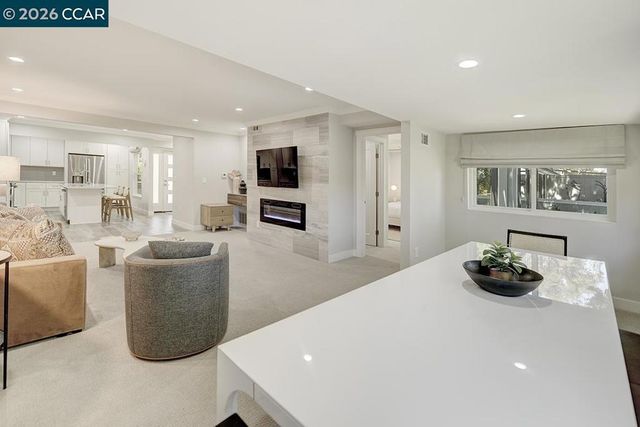 1124 Singingwood Ct 5, Walnut Creek, CA 94595