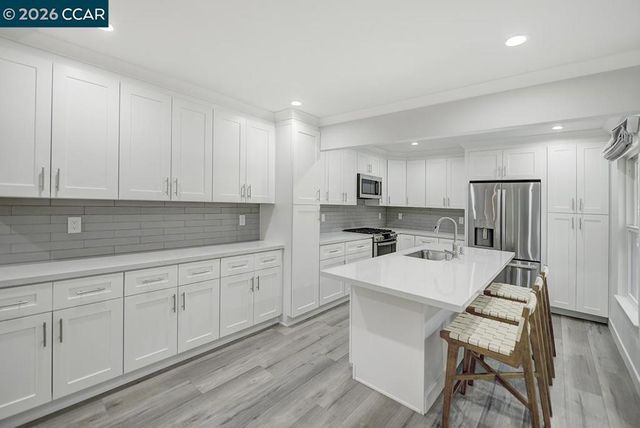 1124 Singingwood Ct 5, Walnut Creek, CA 94595