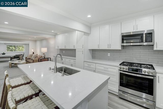 1124 Singingwood Ct 5, Walnut Creek, CA 94595