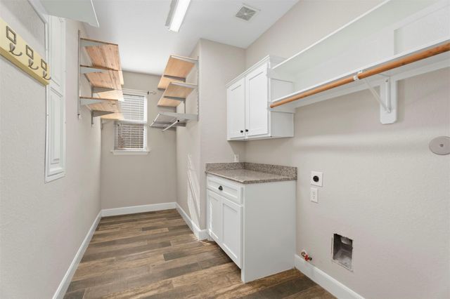 6326 Cash Oaks Drive, Spring, TX 77379