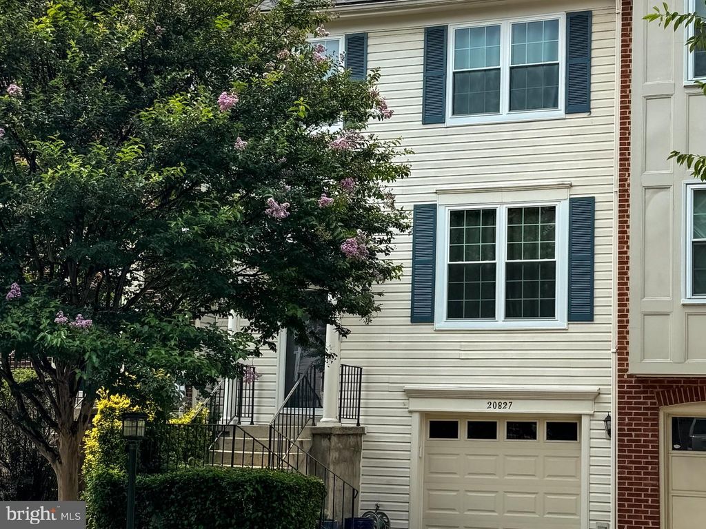 20827 BUTTERWOOD FALLS TER, Sterling, VA 20165