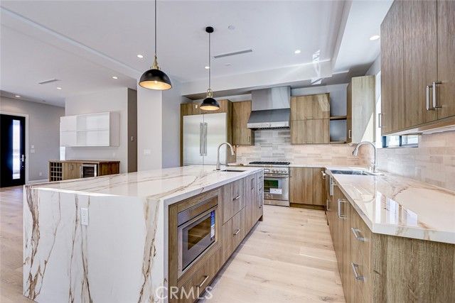 3310 Blossom Lane, Redondo Beach, CA 90278