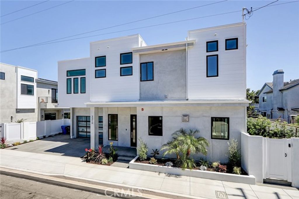 3310 Blossom Lane, Redondo Beach, CA 90278