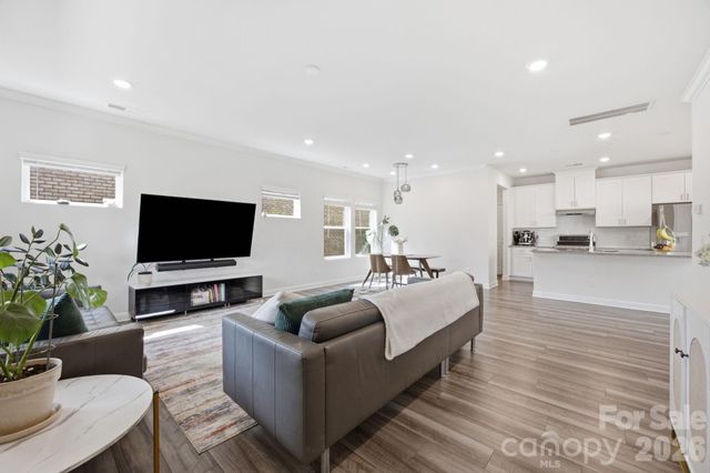 1218 Colgher Street, Charlotte, NC 28227