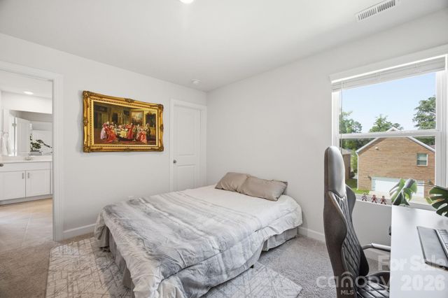1218 Colgher Street, Charlotte, NC 28227