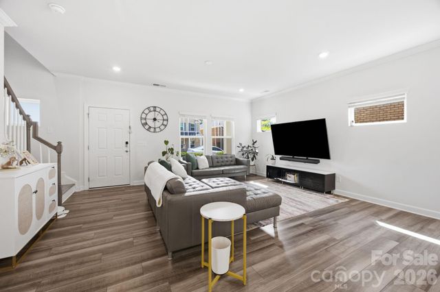 1218 Colgher Street, Charlotte, NC 28227