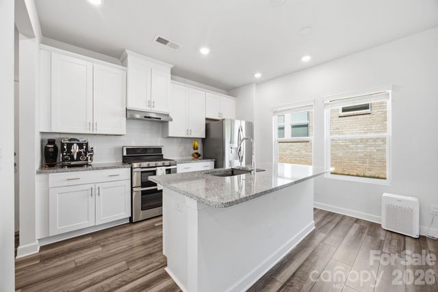 1218 Colgher Street, Charlotte, NC 28227