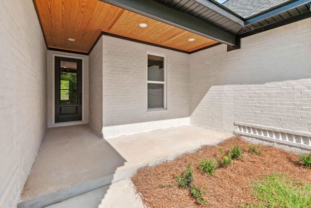 8548 Scott Tower Road, Tallahassee, FL 32312