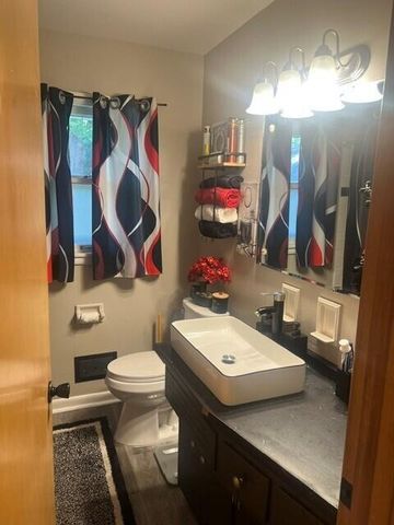 5131 W Willow ROAD, Milwaukee, WI 53223
