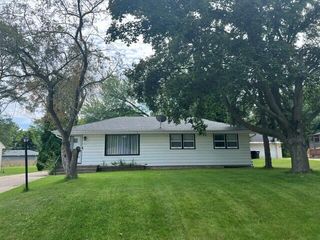 5131 W Willow ROAD, Milwaukee, WI 53223