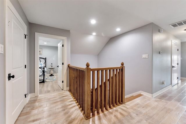 1522 Windsong Way, Tiki Island, TX 77554