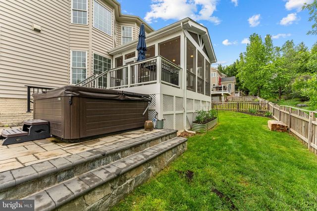 21398 FAIRHUNT DR, Ashburn, VA 20148