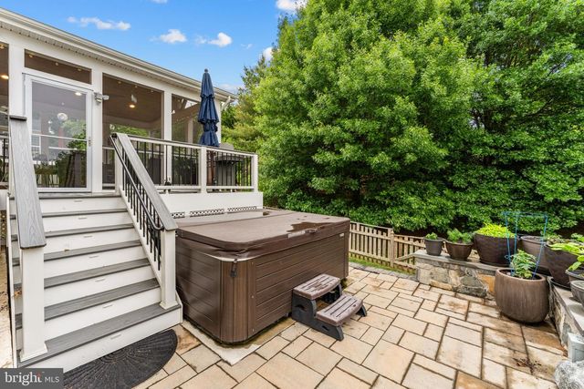 21398 FAIRHUNT DR, Ashburn, VA 20148