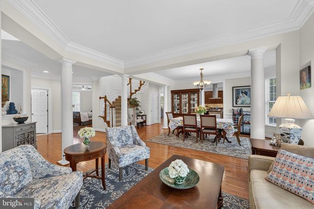 21398 FAIRHUNT DR, Ashburn, VA 20148