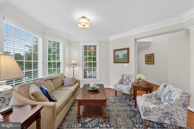 21398 FAIRHUNT DR, Ashburn, VA 20148