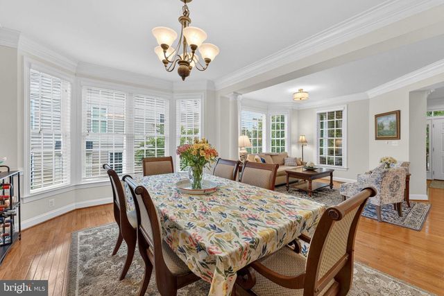 21398 FAIRHUNT DR, Ashburn, VA 20148