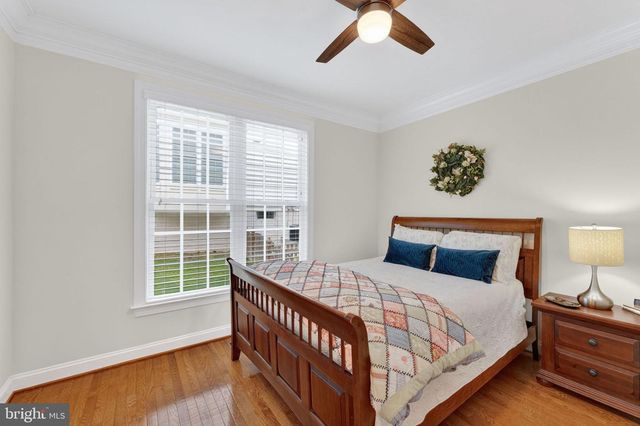 21398 FAIRHUNT DR, Ashburn, VA 20148