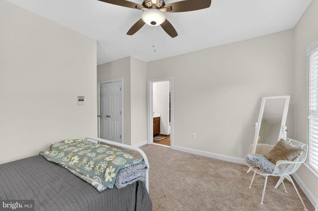 21398 FAIRHUNT DR, Ashburn, VA 20148