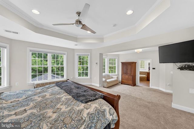 21398 FAIRHUNT DR, Ashburn, VA 20148