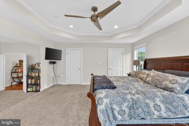 21398 FAIRHUNT DR, Ashburn, VA 20148
