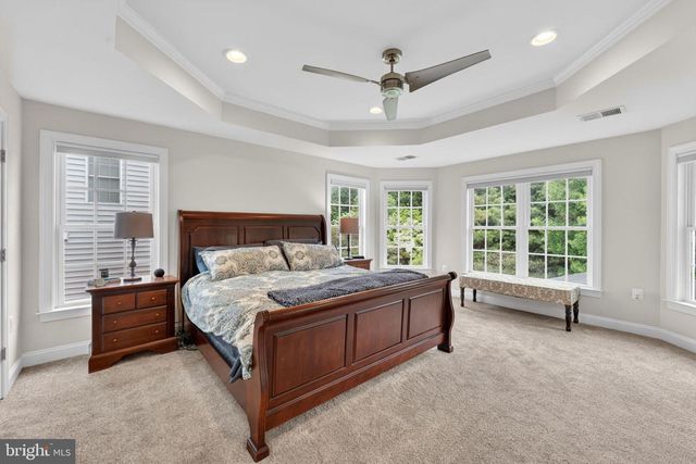 21398 FAIRHUNT DR, Ashburn, VA 20148