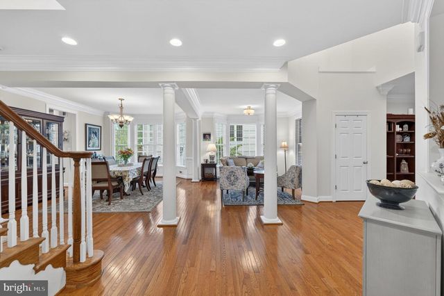 21398 FAIRHUNT DR, Ashburn, VA 20148