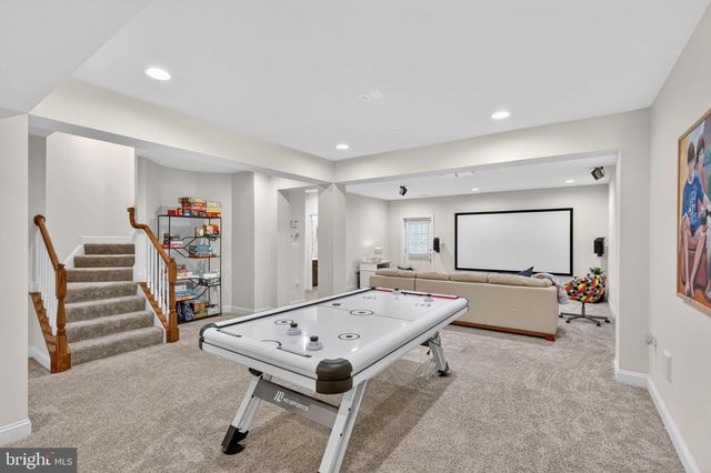 21398 FAIRHUNT DR, Ashburn, VA 20148