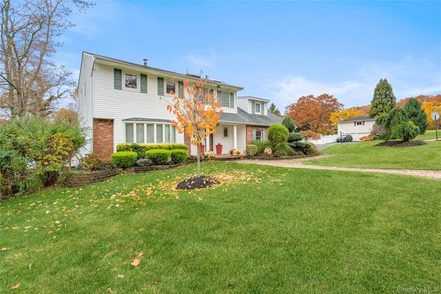 69 Lauren Avenue, Dix Hills, NY 11746
