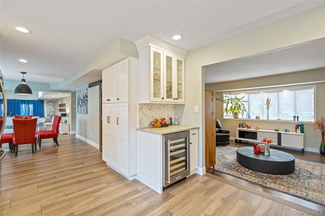 69 Lauren Avenue, Dix Hills, NY 11746