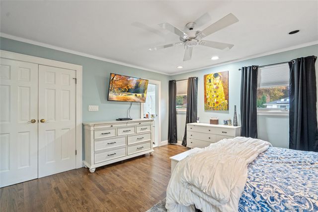 69 Lauren Avenue, Dix Hills, NY 11746