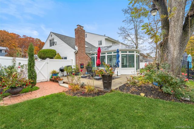 69 Lauren Avenue, Dix Hills, NY 11746