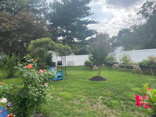 69 Lauren Avenue, Dix Hills, NY 11746