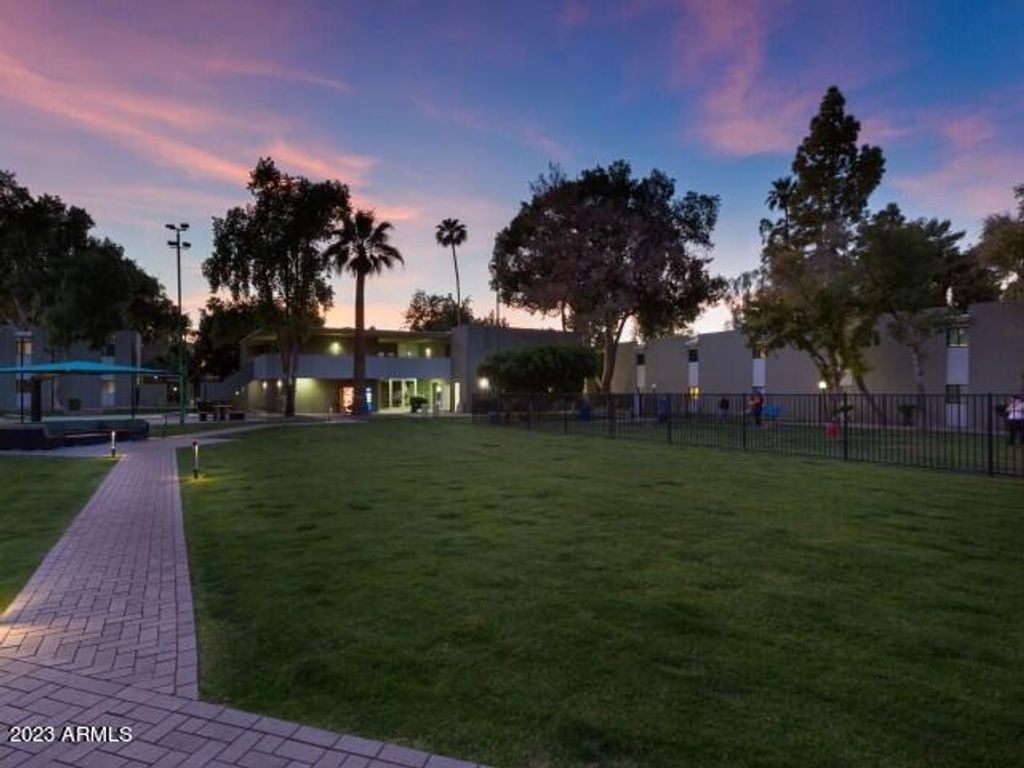 5900 E THOMAS Road 0, Scottsdale, AZ 85251