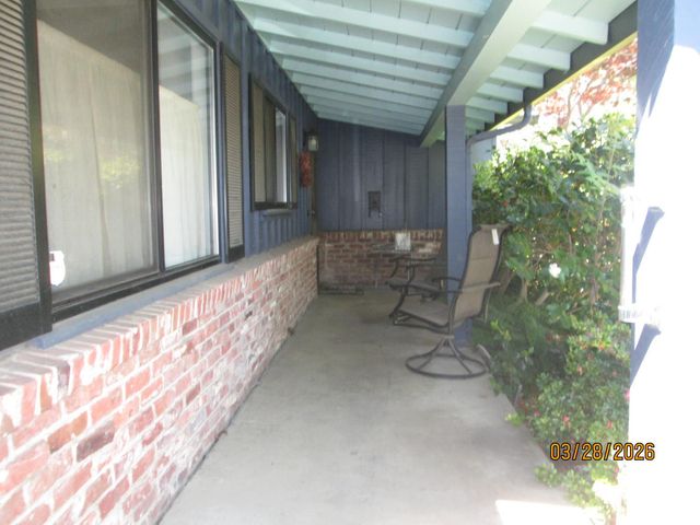 135 S Fairmont Ave, Lodi, CA 95240