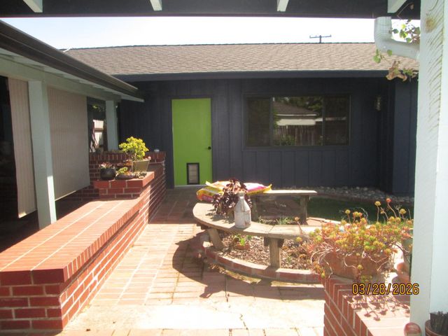 135 S Fairmont Ave, Lodi, CA 95240