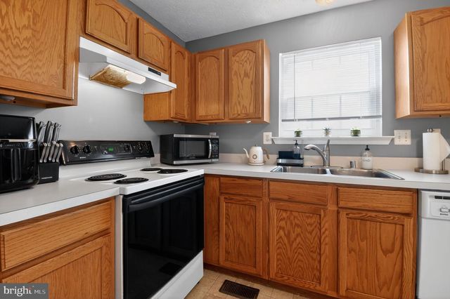 2178 RICHLAND CT, Waldorf, MD 20601