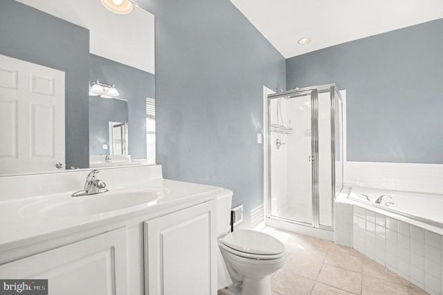 3041 CHINKAPIN OAK LN, Woodbridge, VA 22191