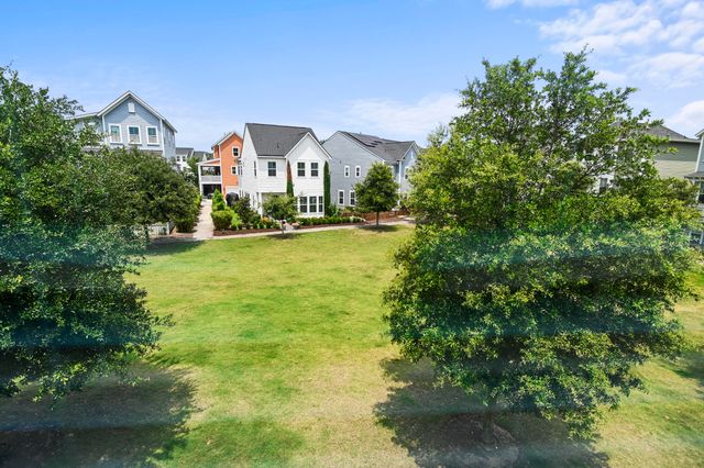 1600 Athena Lane, North Charleston, SC 29405