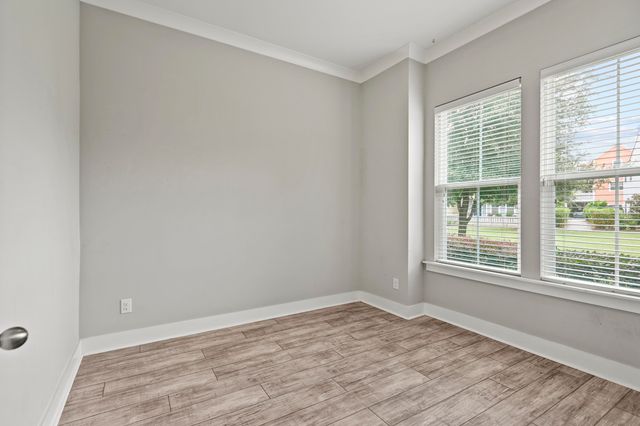 1600 Athena Lane, North Charleston, SC 29405