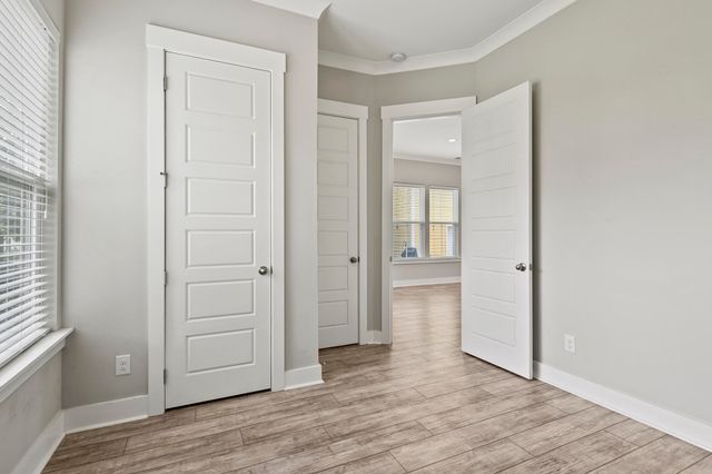 1600 Athena Lane, North Charleston, SC 29405