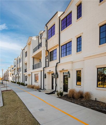 4111 S Champions Drive, Rogers, AR 72758