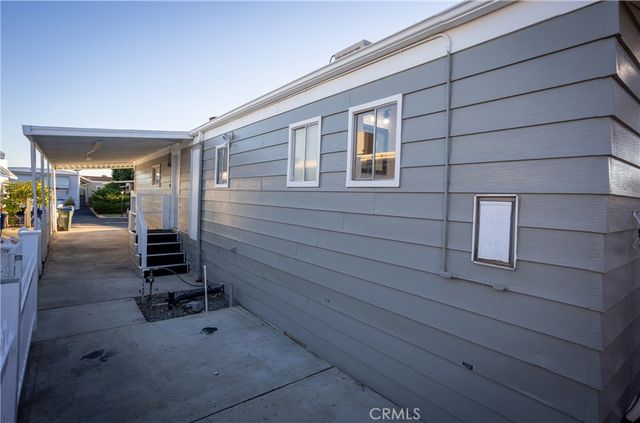 301 E Foothill Boulevard E 39, Pomona, CA 91767